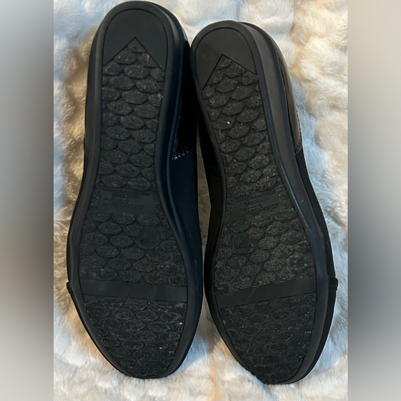 Dexflex Comfort Black Women's Slip on wedge heel women’s size 7.5 Wide - Picture 11 of 11